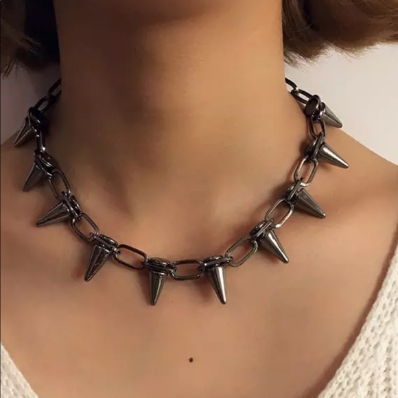 Jewelry - Punk goth spikes choker necklace